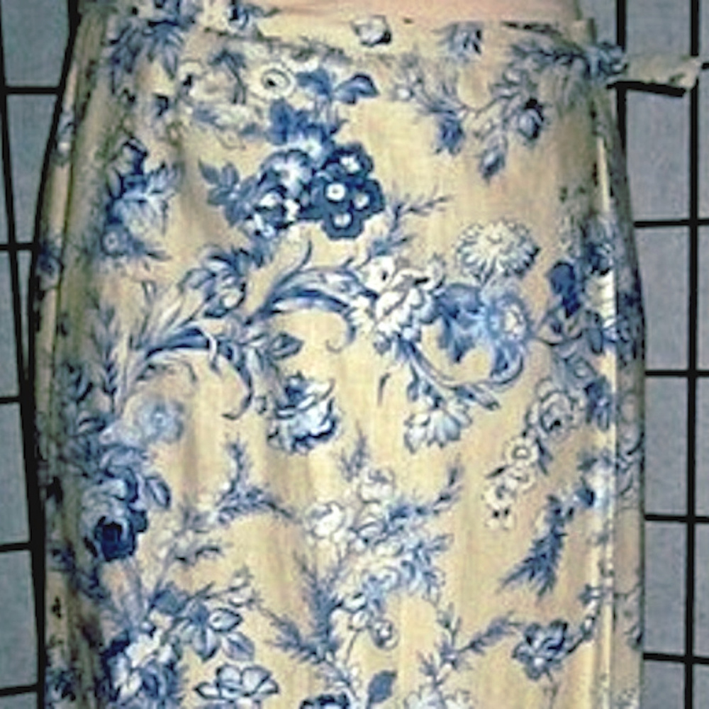 Versatile Pretty Blue Beige Floral Skirt 14